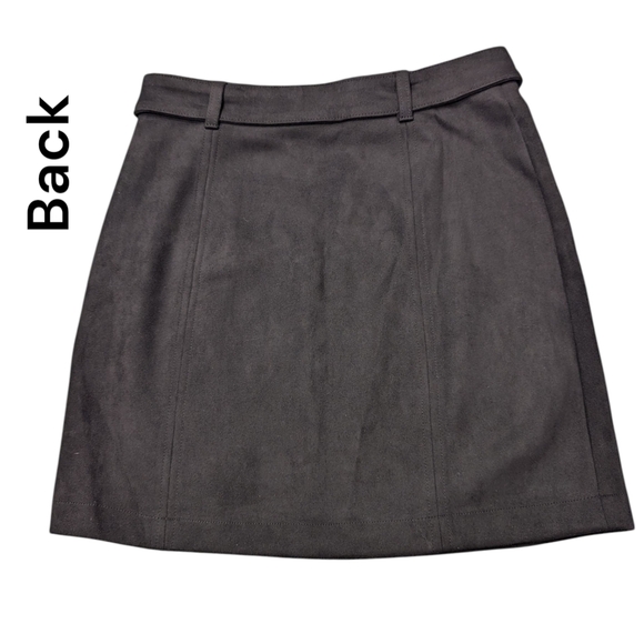 Haute Monde | A-Line Mini Belted Faux Suede Skirt | Black | Large - Picture 3 of 8
